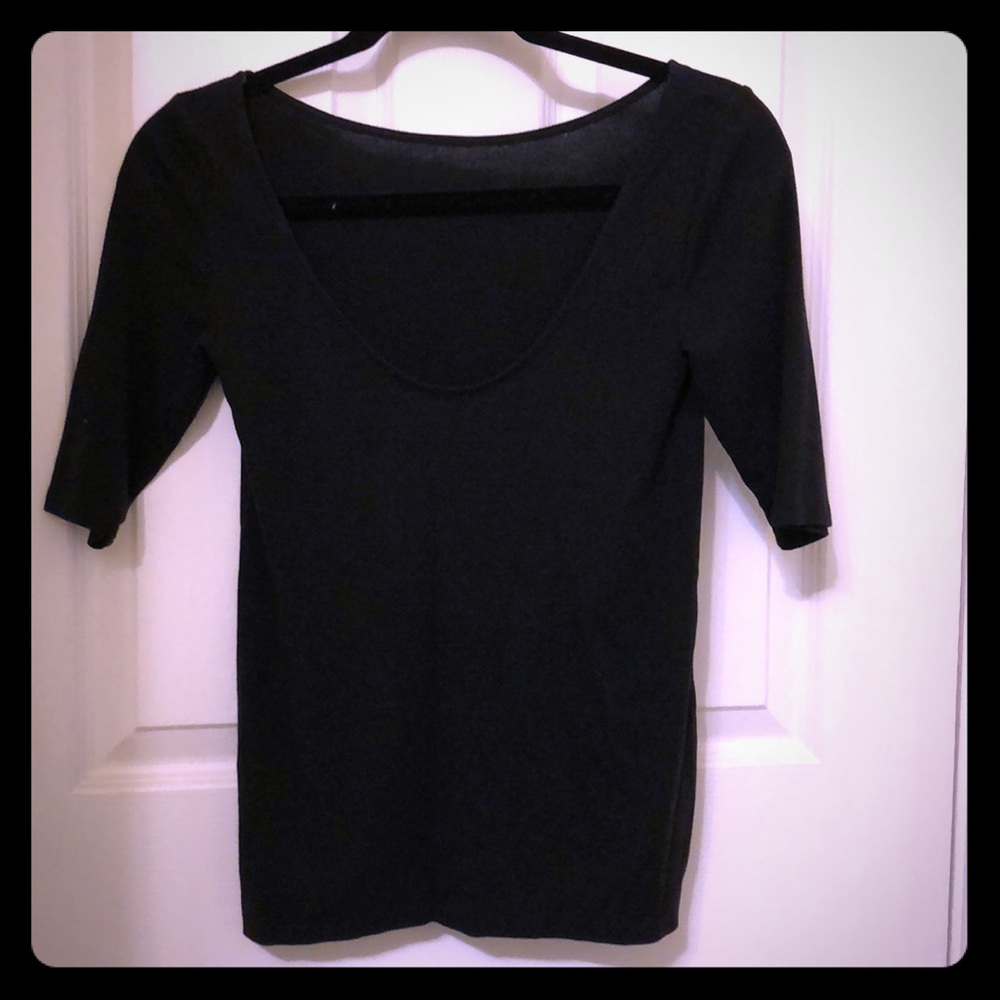 Black 3/4 sleeve tee with swoop back